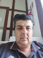 Roberto B.