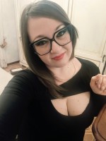 Luciana G.
